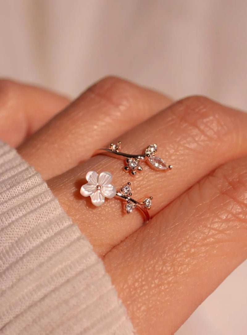 Blossom Dew Ring