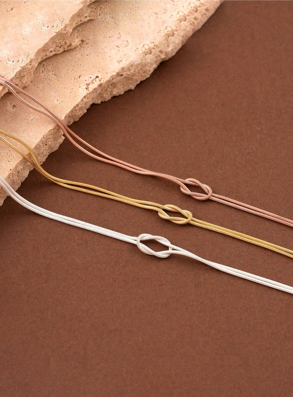 Dainty Knot Bracelet