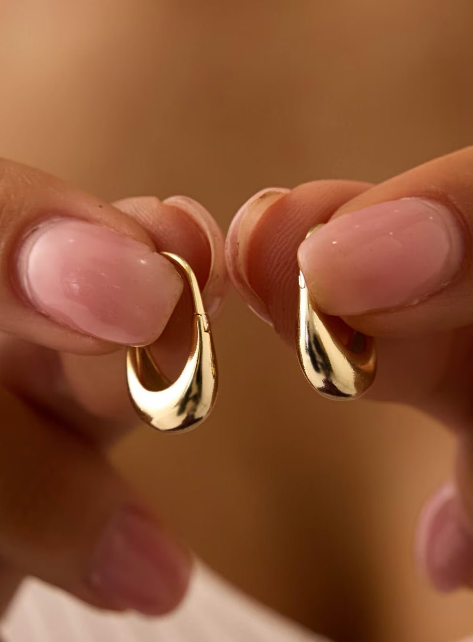 Curve Teardrop Huggie Hoop Earrings