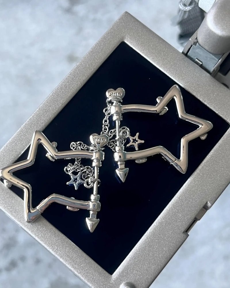Star Outline Drop Earrings