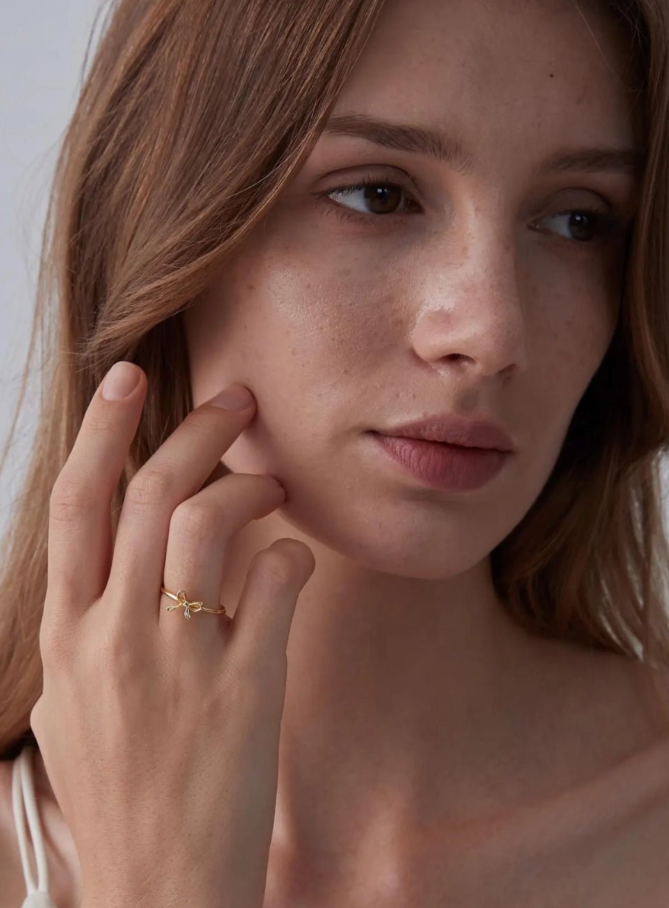 Dainty Bow Tie Band Ring