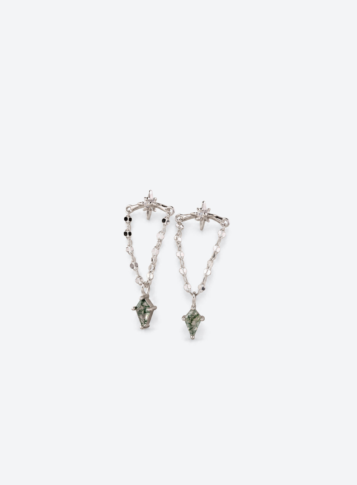Pair of star stud earrings with double dangling chains and green agate charms (Silver)
