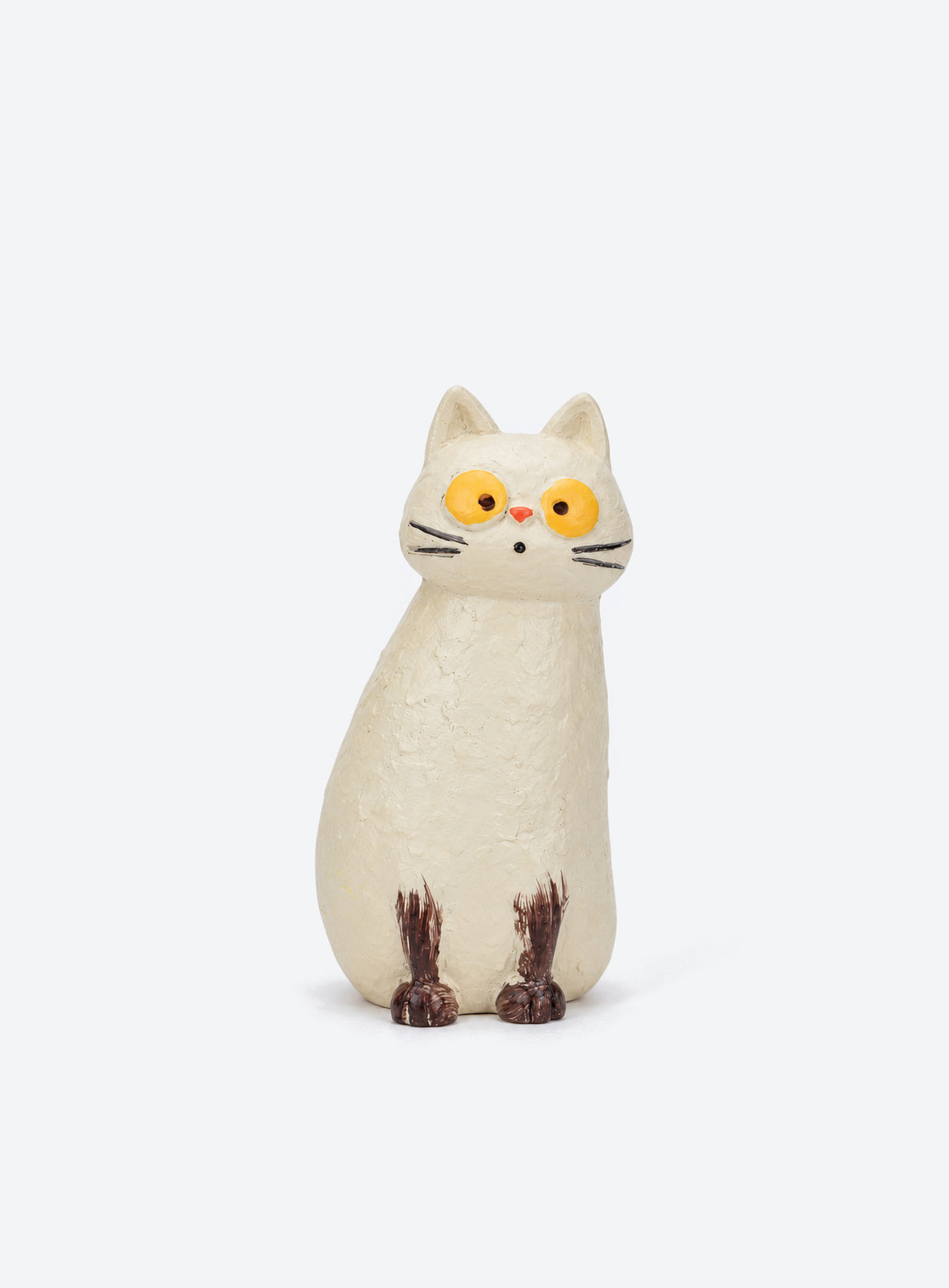 Crooked cat figurines from a nine-piece desk display set (Tilda)