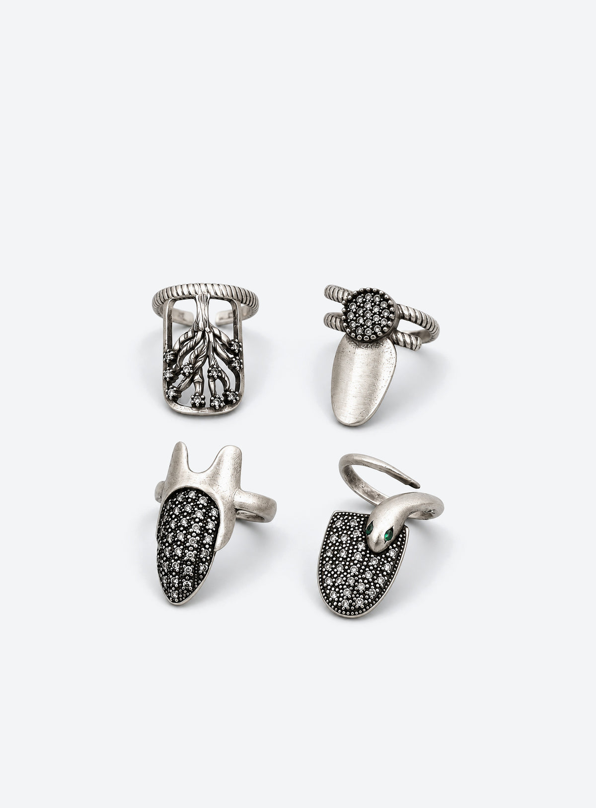 Silver-tone gothic nail ring with an adjustable band and decorative front (All Set)