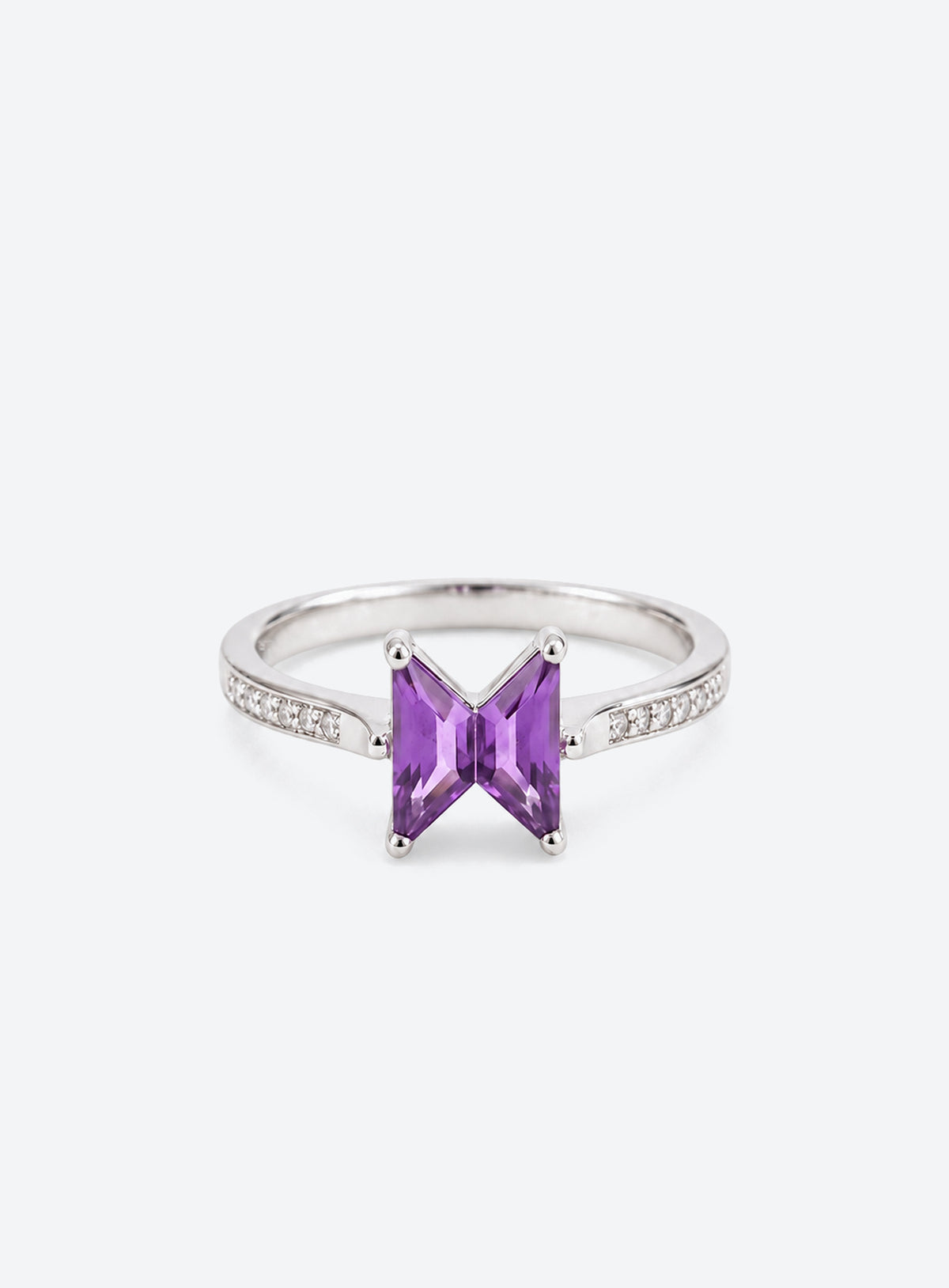 Purple geometric centerpiece ring with a narrow silver-tone or gold-tone band (Silver)