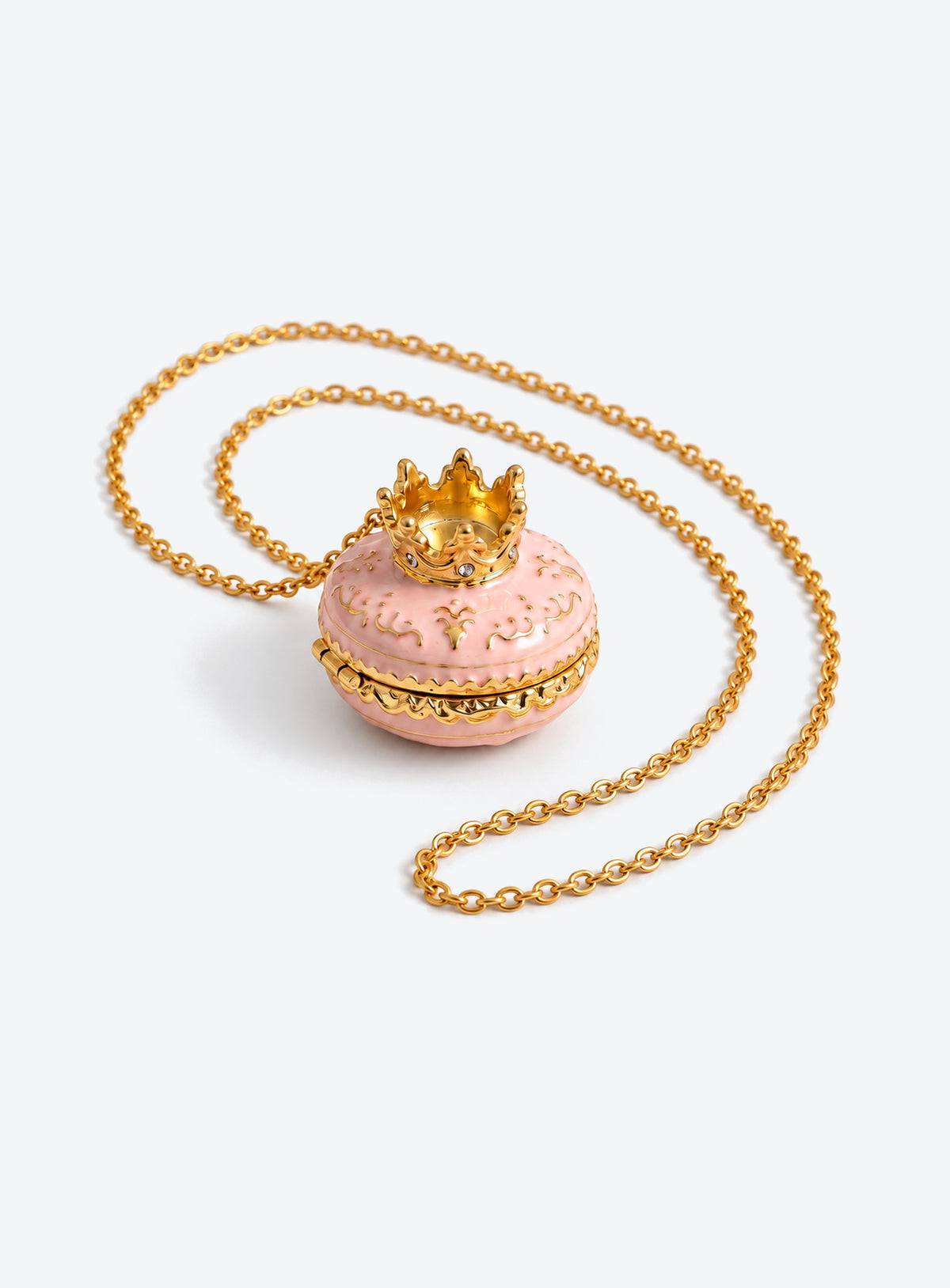 Cake-shaped locket necklace with pastel enamel decoration (Crown Macarons)